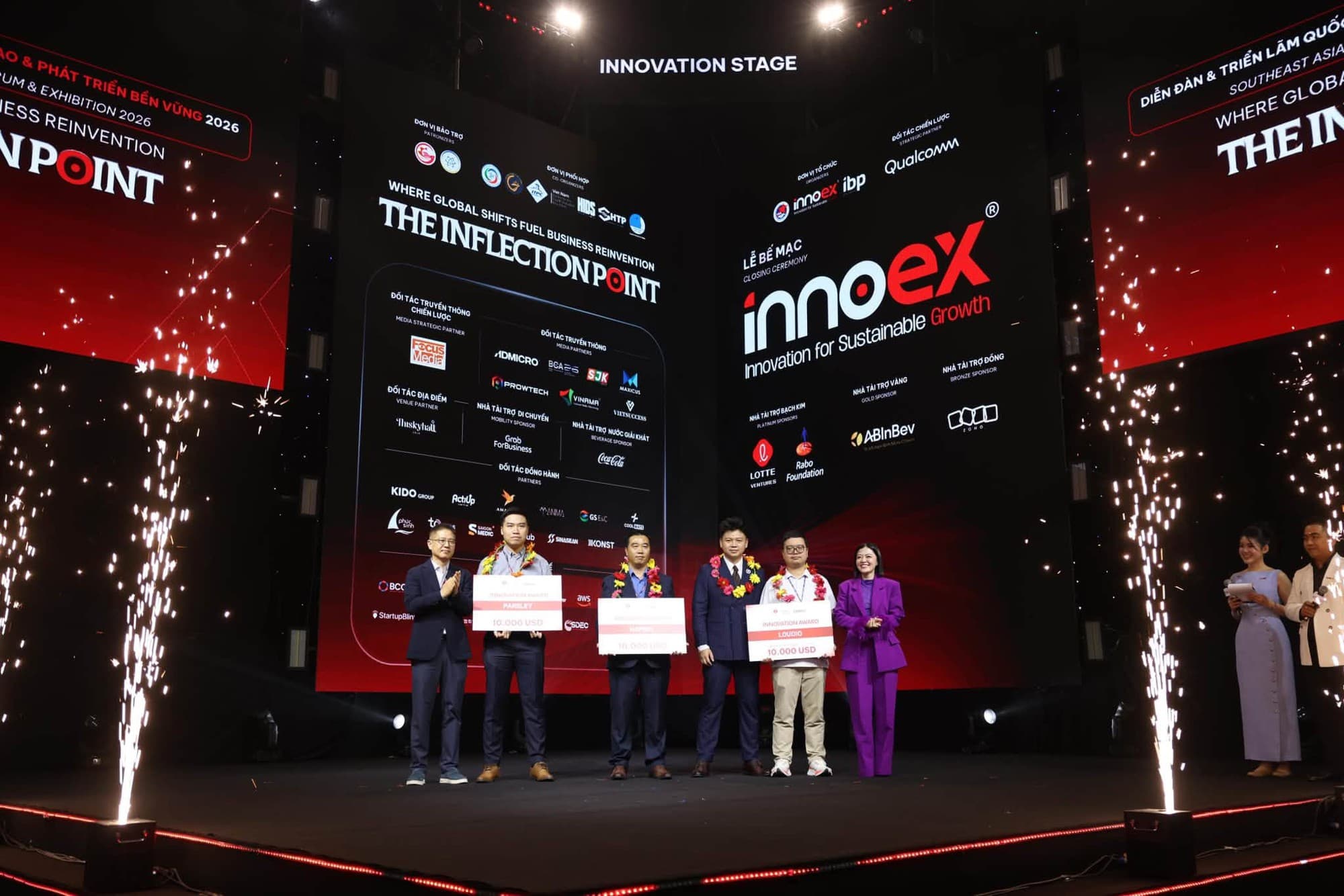Loudio receiving an Innovation Award at InnoEx 2026